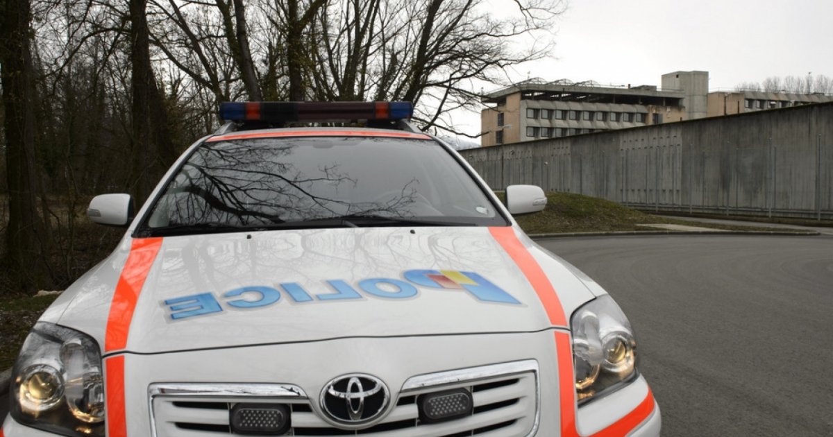 Ubriaca Fradicia Non Riusciva A Uscire Da Un Parcheggio Ticinonline