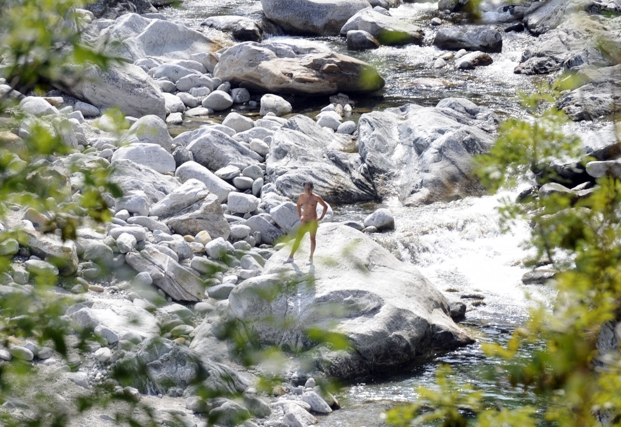 Adolescenti nudisti immagini