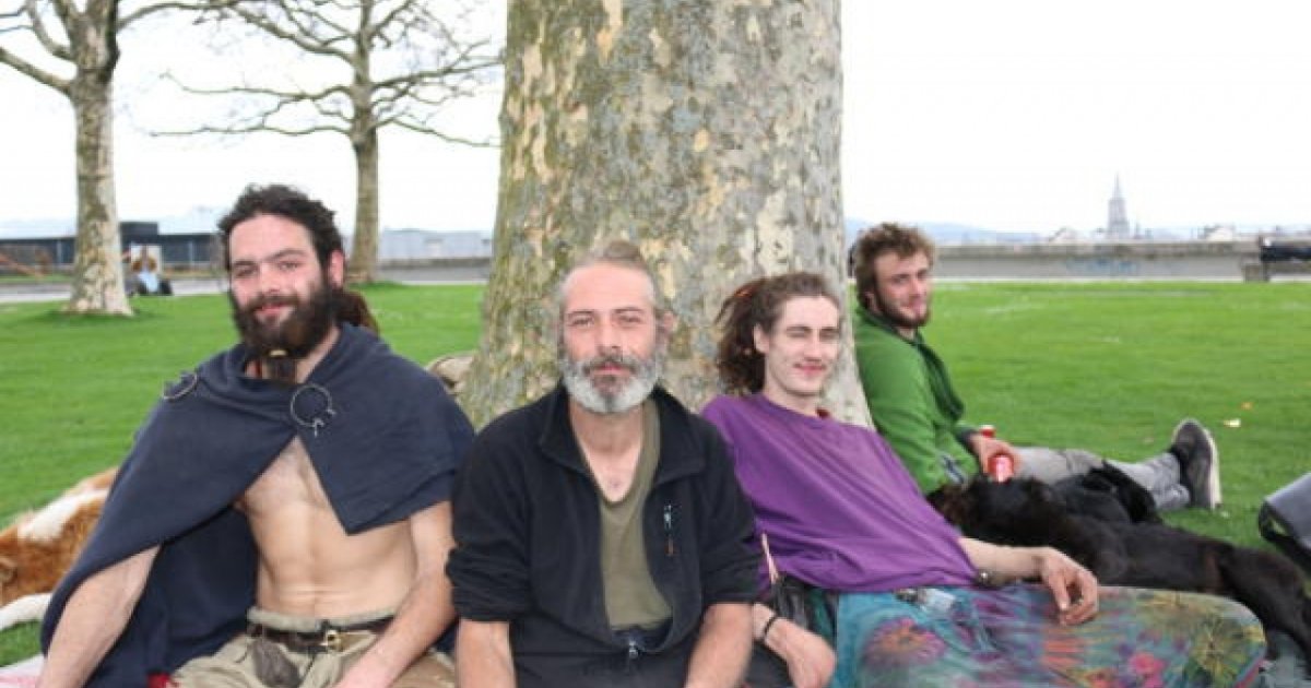 sito di incontri per vecchi hippycosa vuol dire se si sogna di uscire con qualcuno che non si conosce