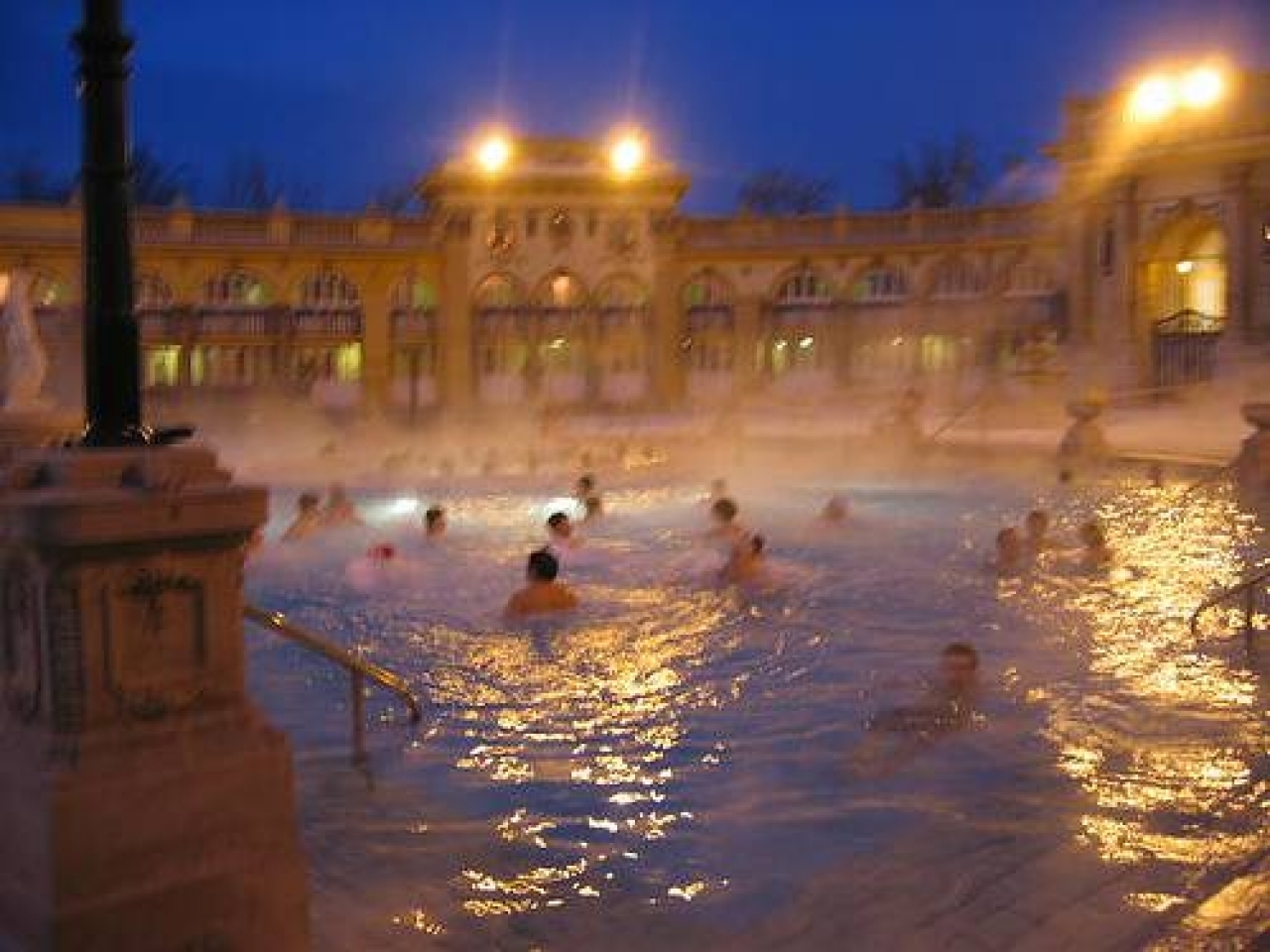 Ticinonline - Budapest, la città delle terme Ticinonline - Budapest, la città delle terme