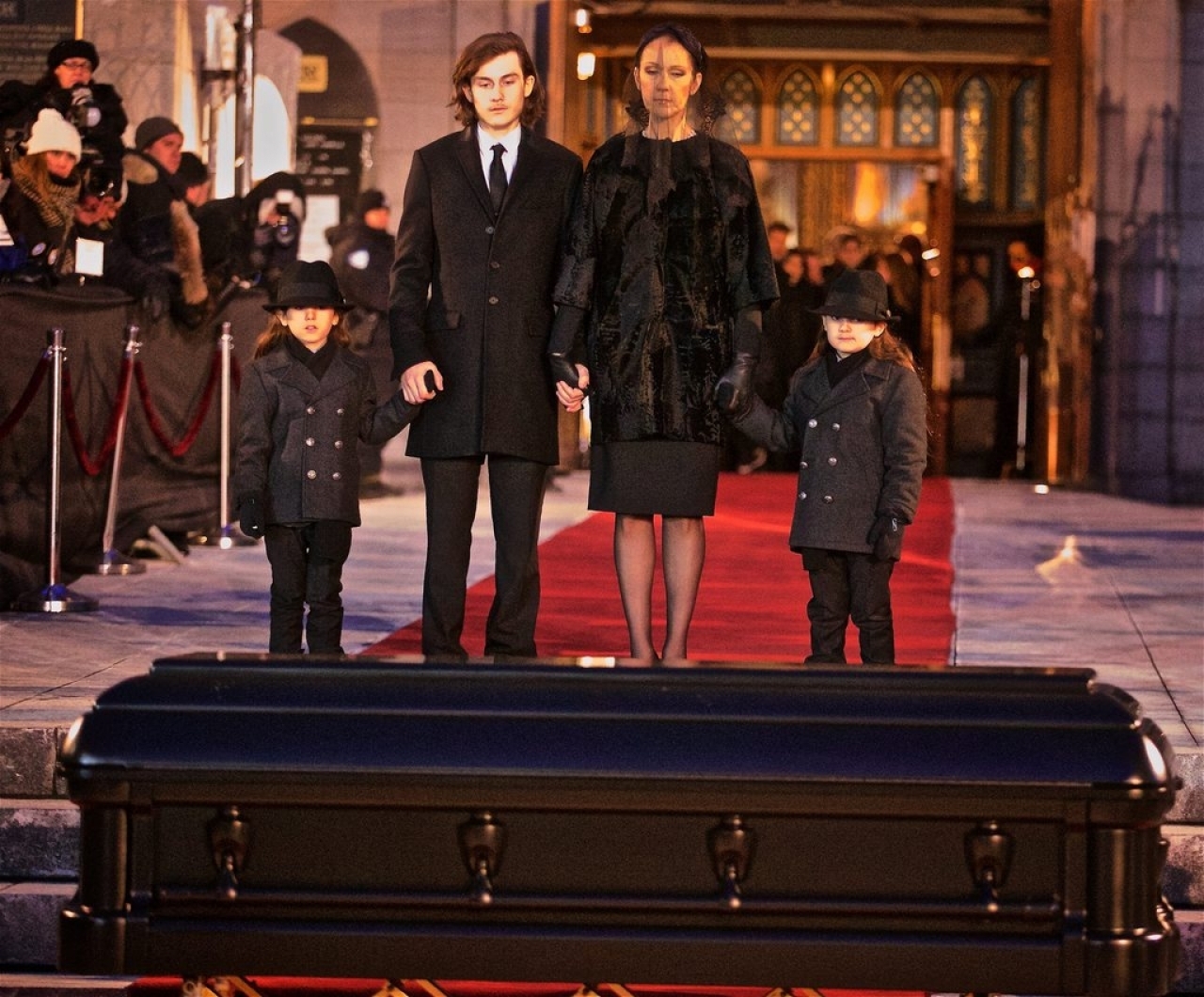 Celine Dion Dorme Insieme Ai Suoi Figli Gemelli Ho Bisogno Di