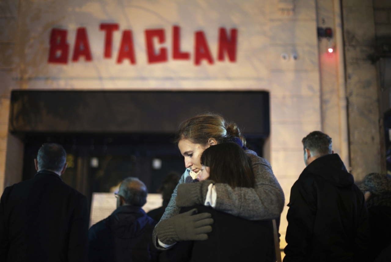 Bataclan I Tatuaggi Dei Sopravvissuti Per Non Dimenticare Ticinonline