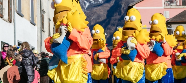 Corteo Della Lingera Baciato Dal Sole Ticinonline