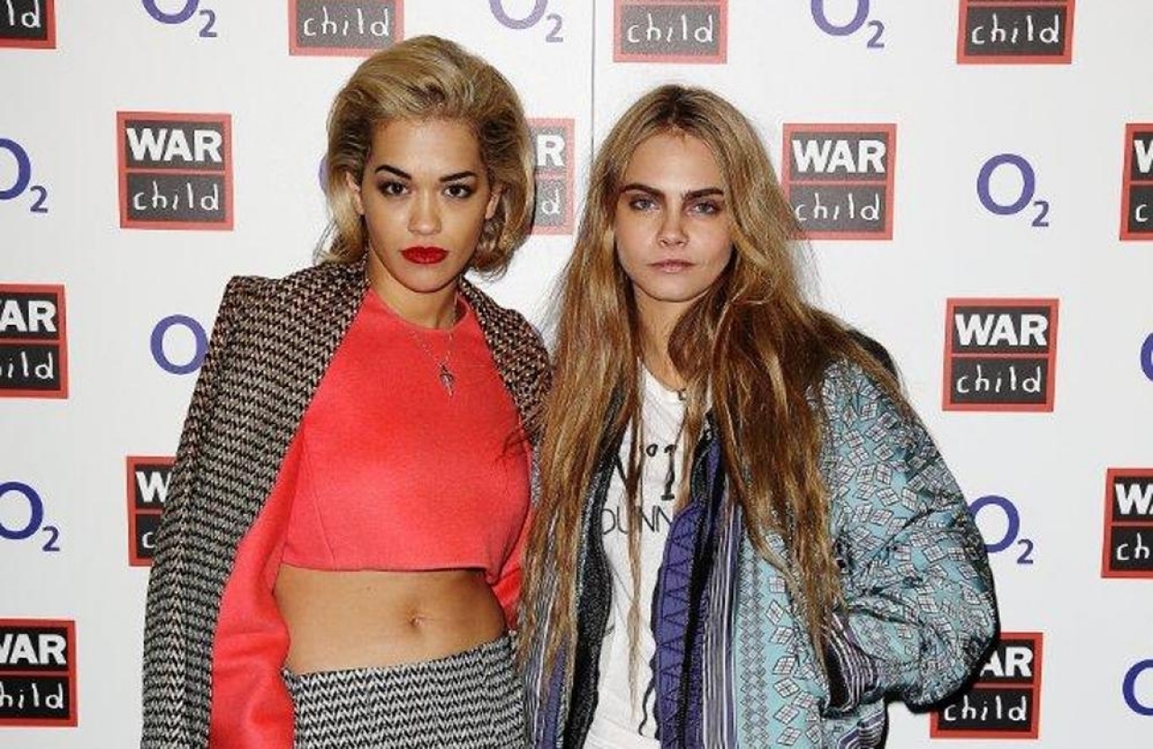 Rita Ora e Cara Delevingne lottano insieme contro il cyberbullismo -  Ticinonline