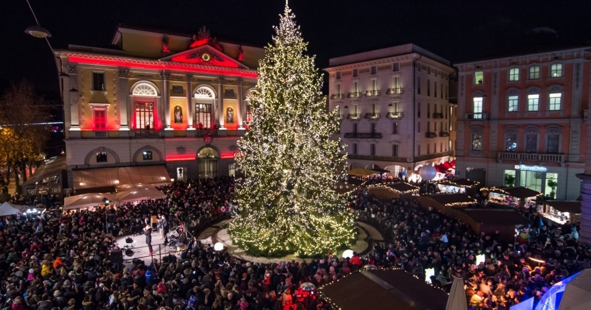 Sabato Si Accende L Albero Di Natale Ticinonline