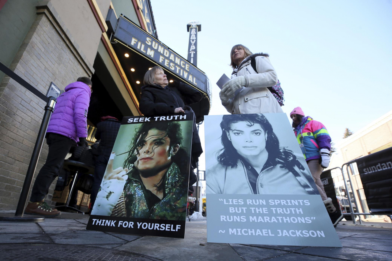 Un film accusa: Michael Jackson ebbe rapporti sessuali con due bambini
