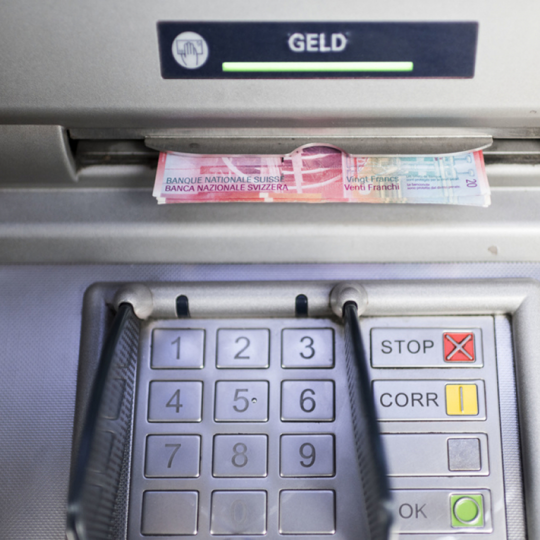 Truffa Al Bancomat Arrestato Un 18enne Ticinonline