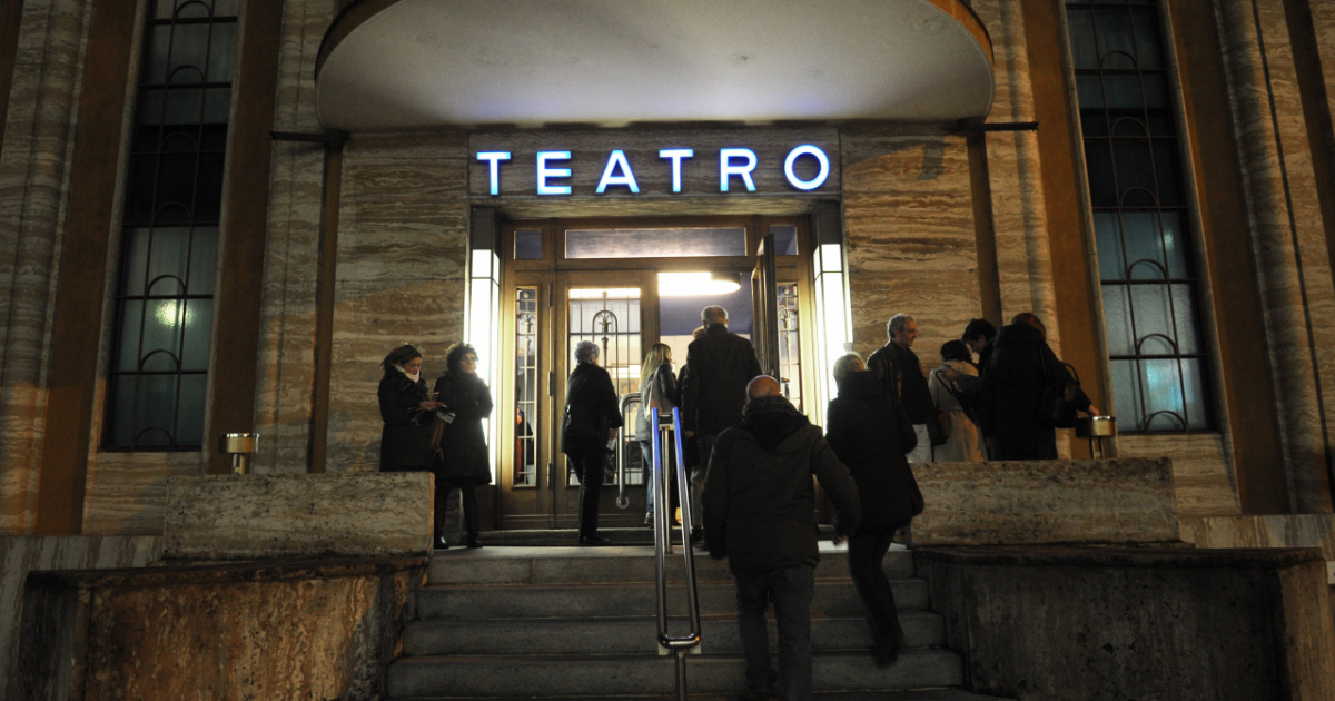 Niente Cd O Vinile Se Paghi In Franchi Polemica Al Cineteatro Ticinonline