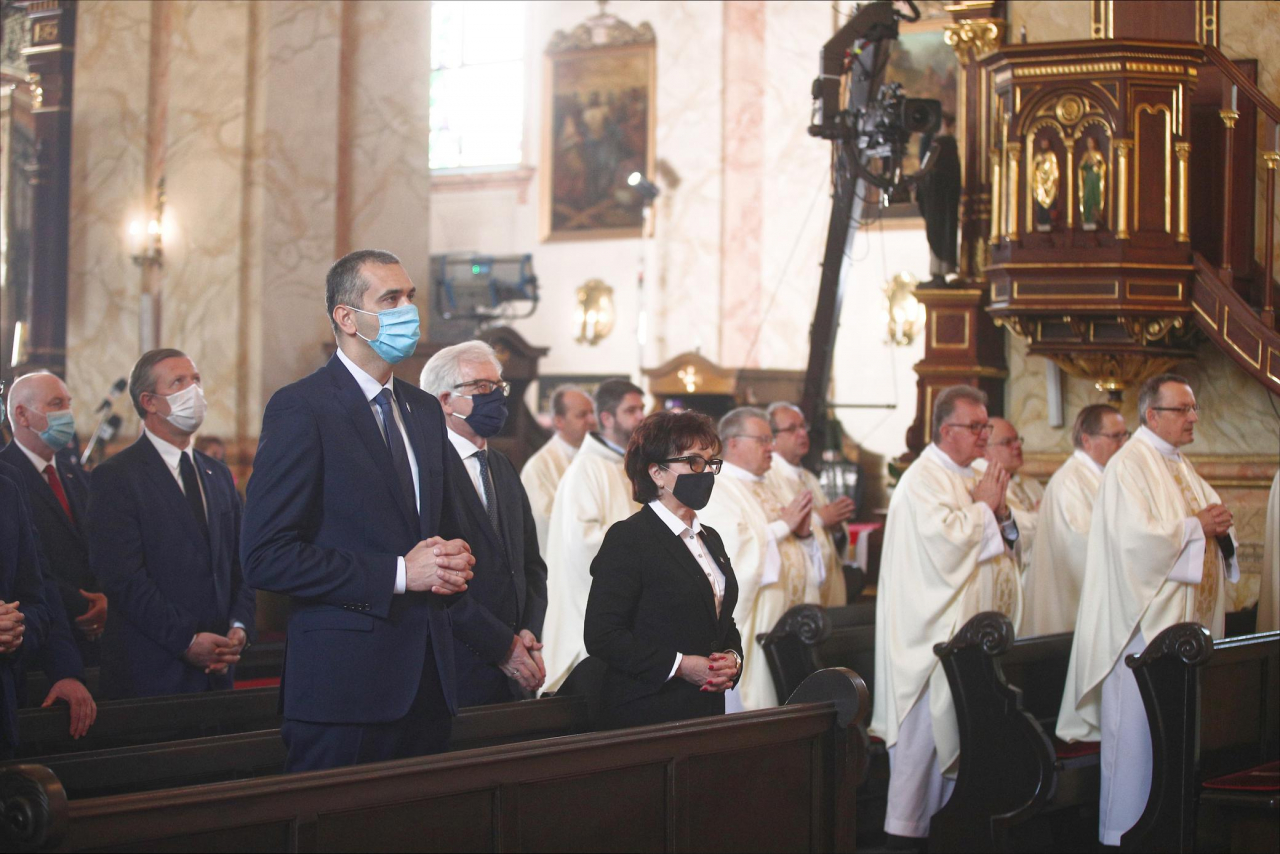 Frasi Sul Natale Di Karol Wojtyla.Il Centenario Di Karol Wojtyla Si Celebra Il Papa Mondiale Ticinonline