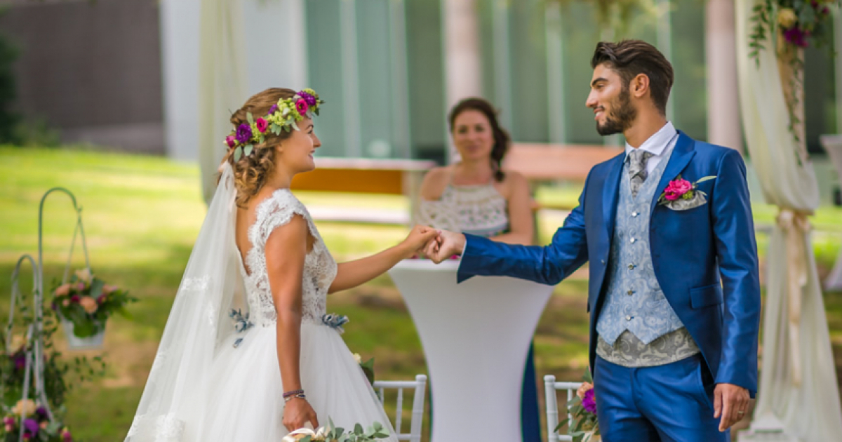 Matrimonio e corteo nuziale: chi sta a destra e chi sta a sinistra? -  Ticinonline