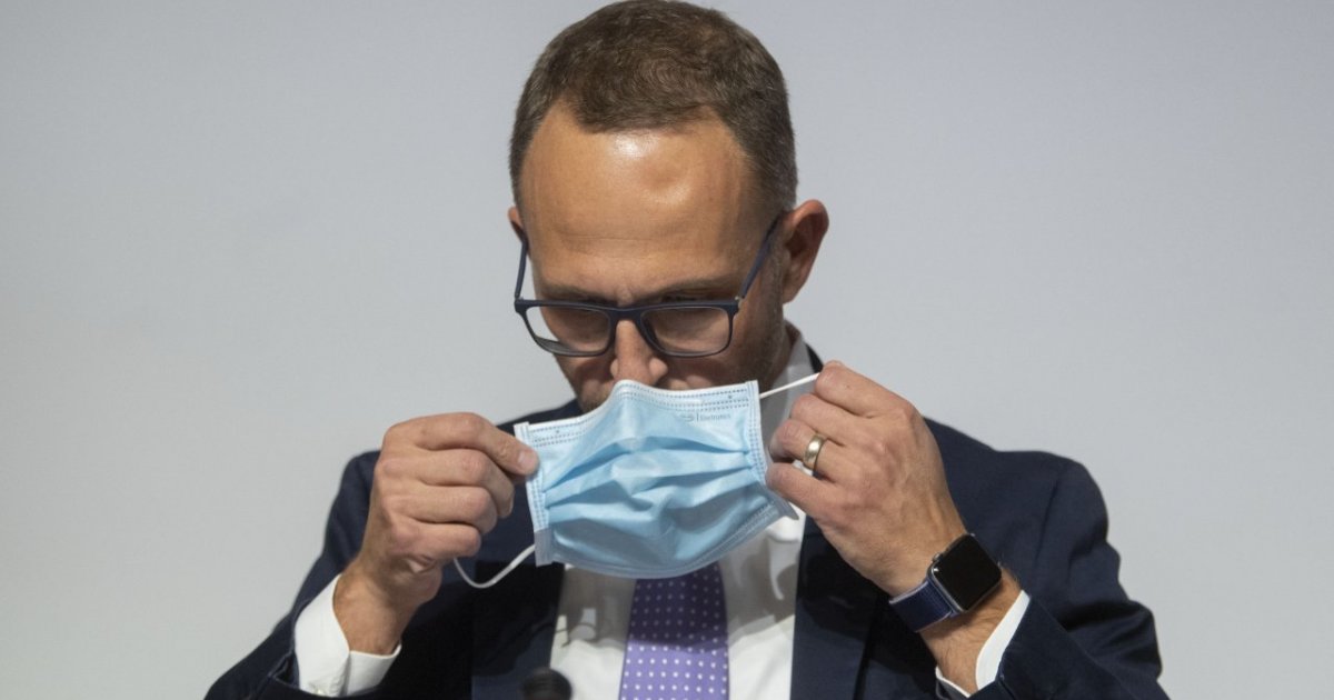 Frontalieri da “zone rosse”: «La responsabilità è delle aziende» Frontalieri da “zone rosse”: «La responsabilità è delle aziende»