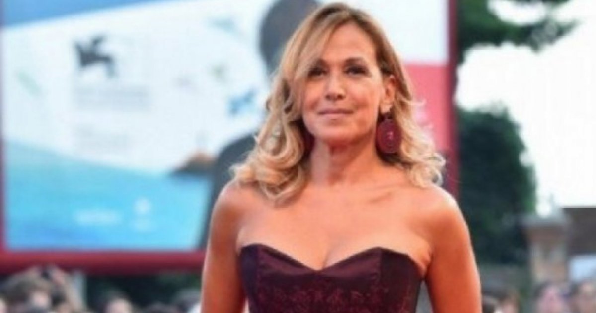 «Ho tradito mia moglie con Barbara D’Urso» «Ho tradito mia moglie con Barbara D’Urso»