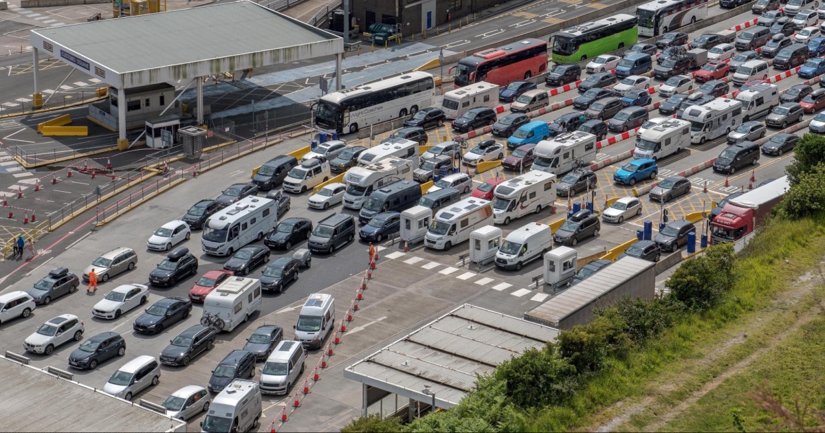 Dover, gli fanno litigare Parigi e Londra Dover, gli fanno litigare Parigi e Londra
