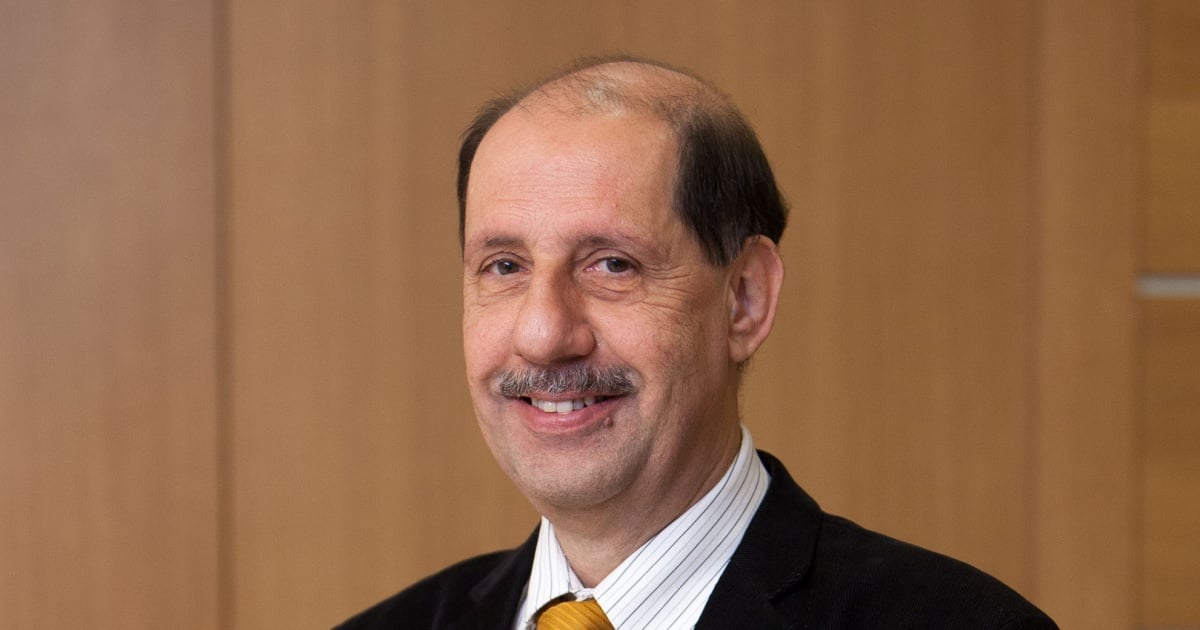 «Lo Stato crea precariato fra i docenti?» «Lo Stato crea precariato fra i docenti?»