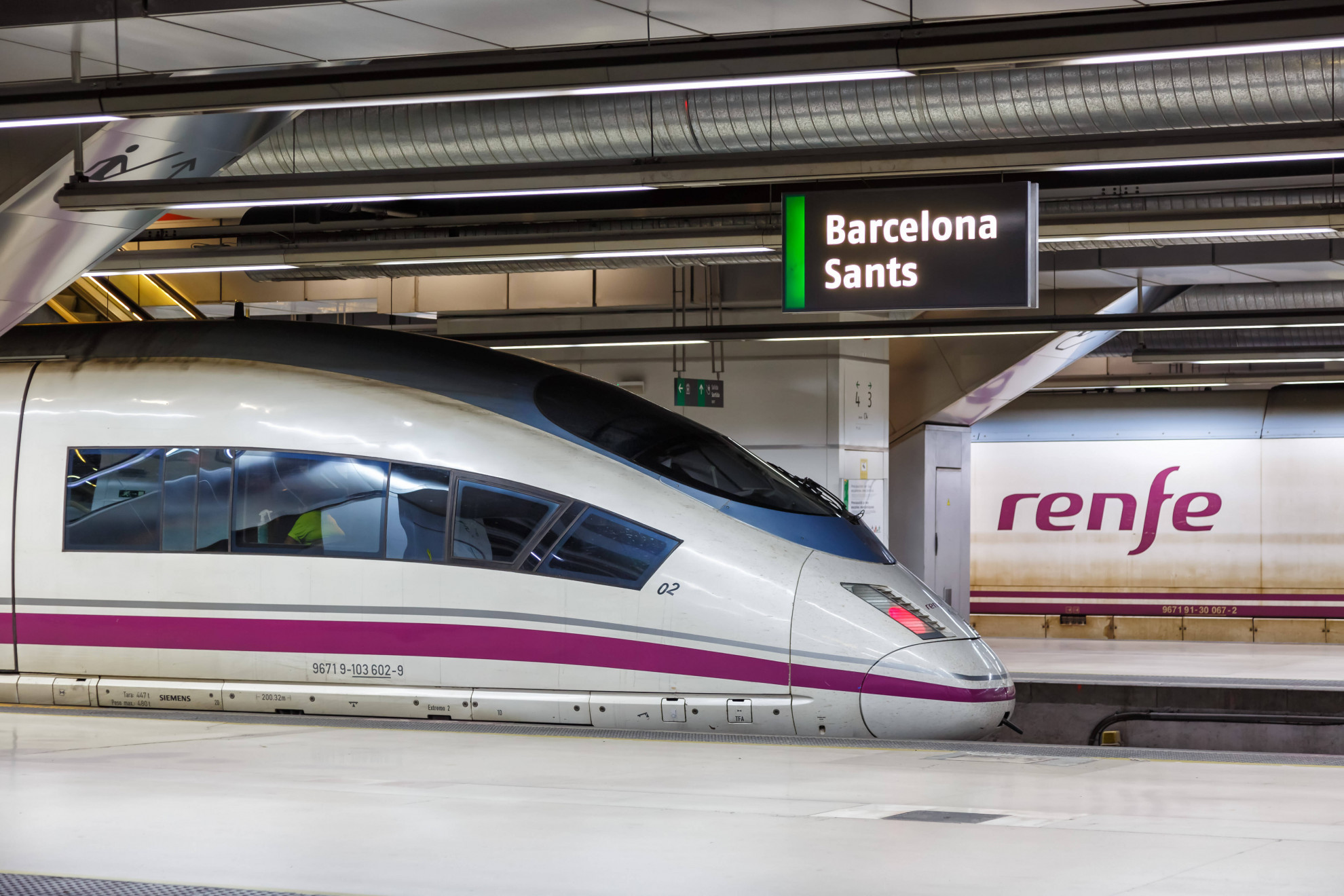 In Spagna treni gratis per i pendolari anche nel 2023