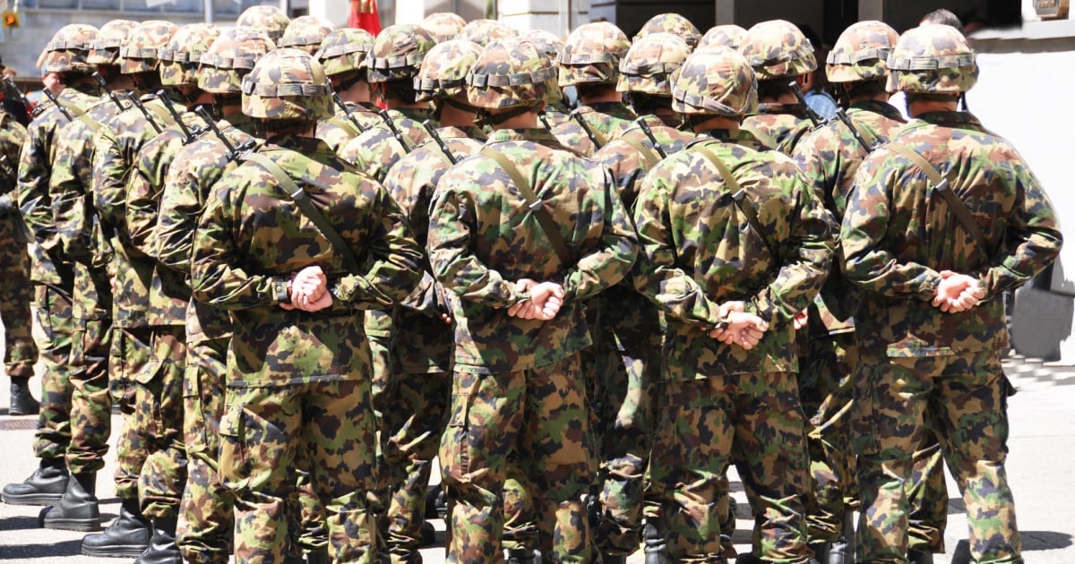 Esercito svizzero, in corso una imponente esercitazione