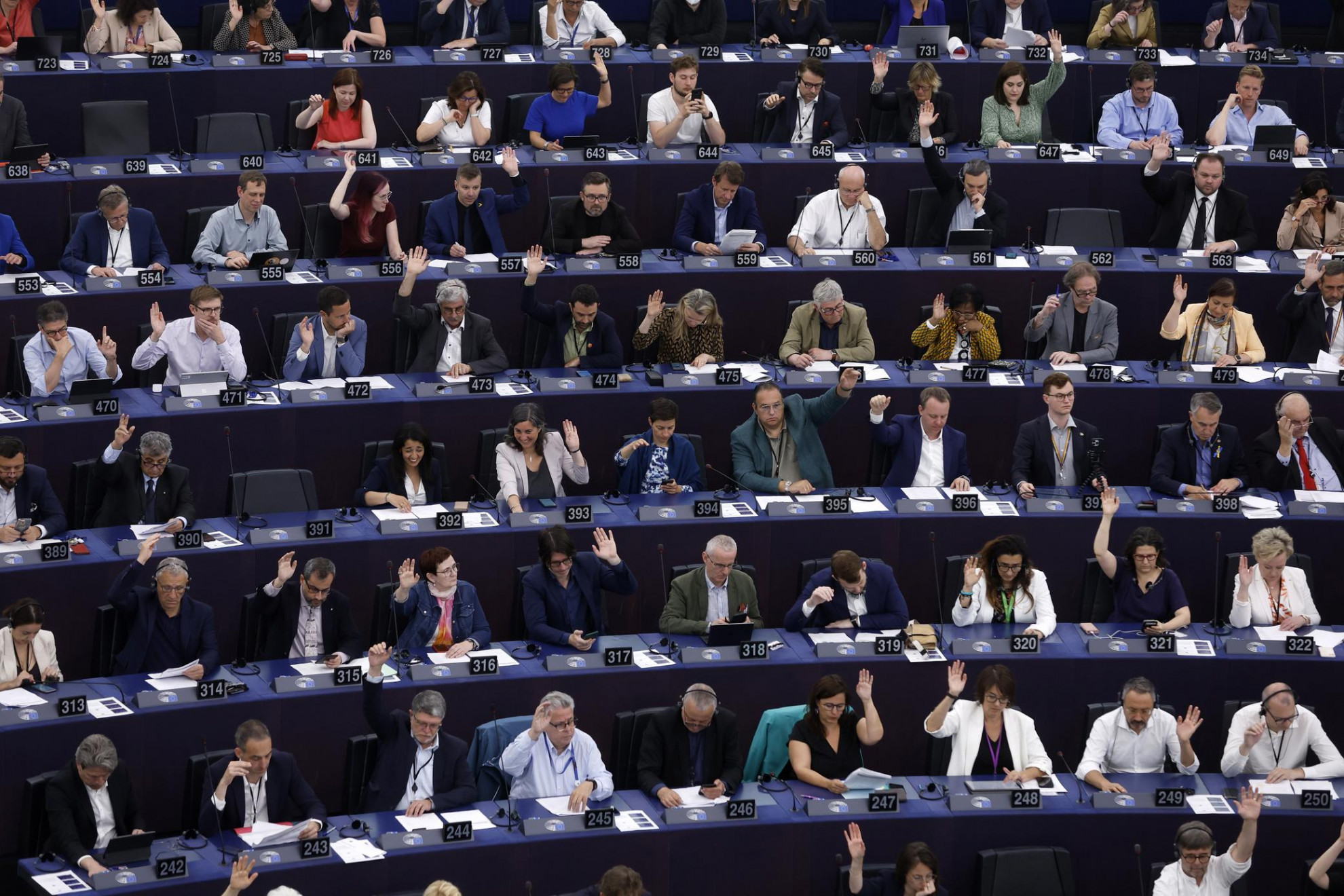 In votazione al Parlamento Ue «Se non cè consenso, è stupro»