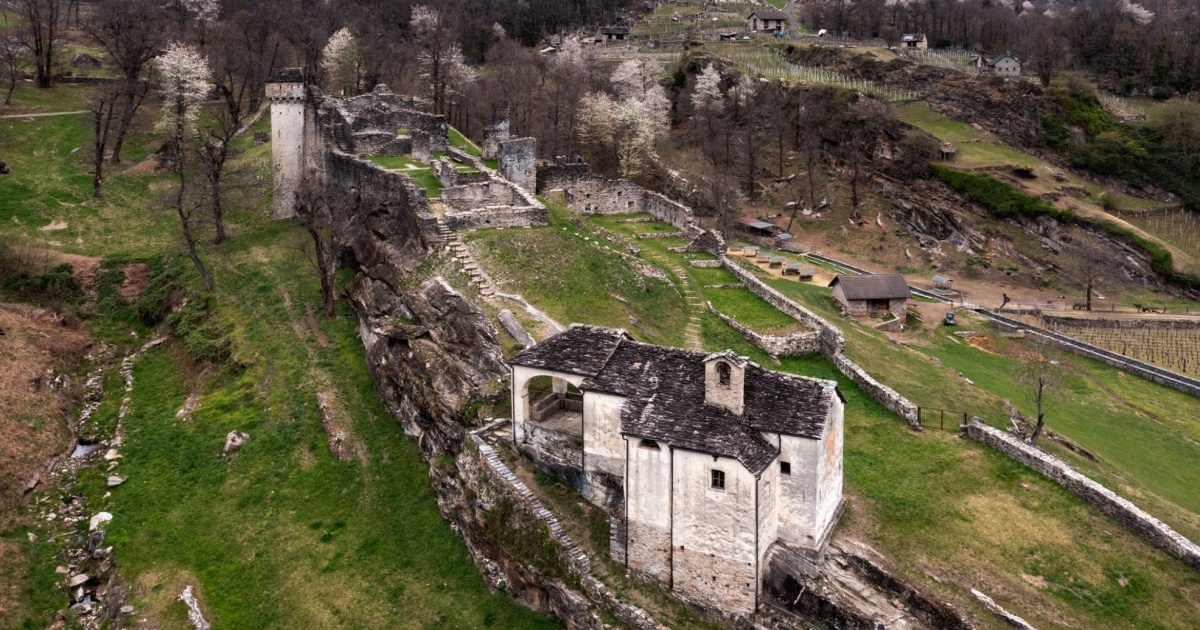 Alla scoperta del castello di Serravalle