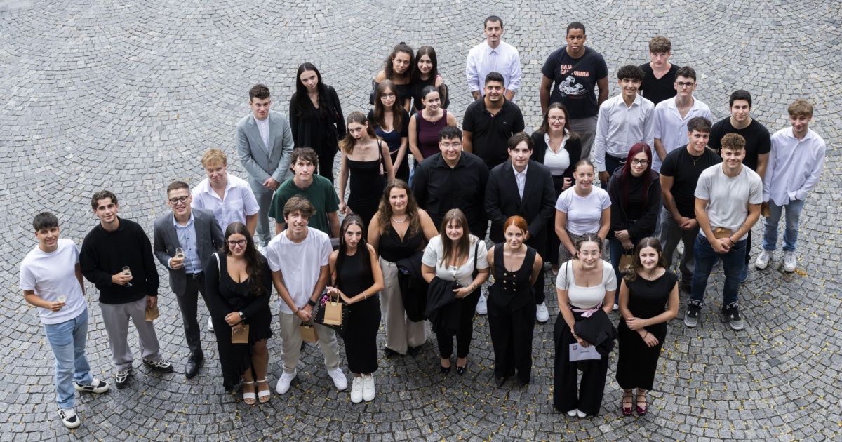 Amministrazione cantonale: cerimonia di fine apprendistato con premiati