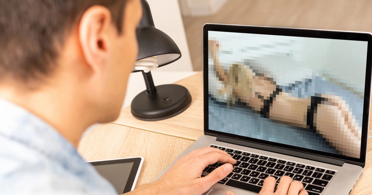 Chiuso forum con foto intime rubate di donne, ci sono anche vittime ticinesi. «Cosa si fa?»