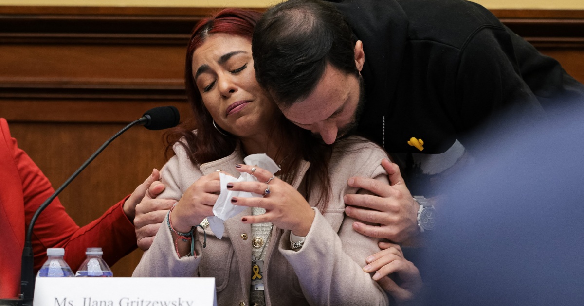«Usata come scudo umano e spostata da una casa all'altra»