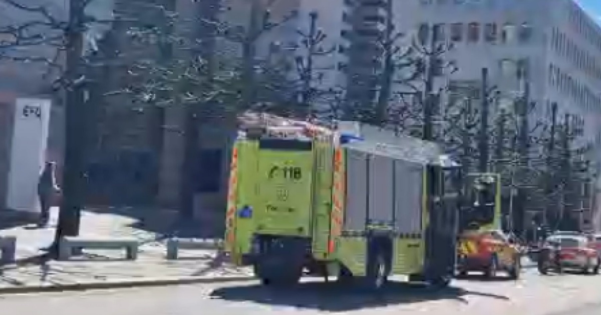 Un guasto a un climatizzatore fa scattare l'allarme anticendio