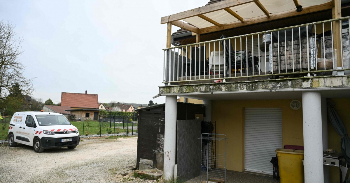 Bimbo segregato nudo in un furgone pieno di rifiuti, per oltre un anno