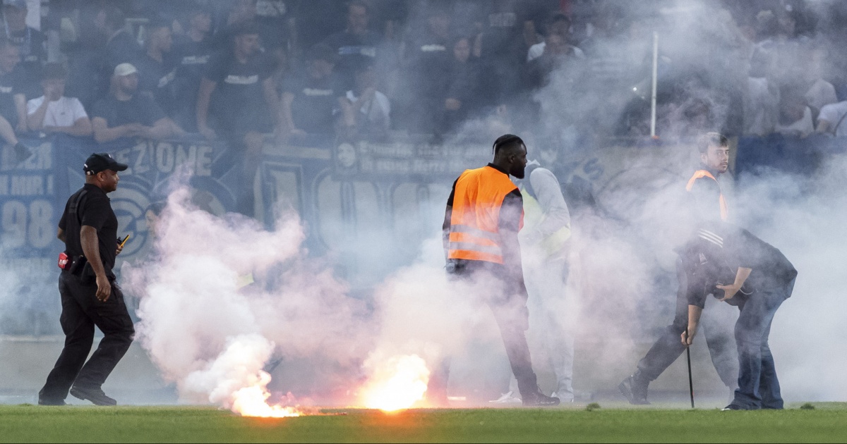 Violenza, vandalismi e... denuncia: non chiamateli tifosi
