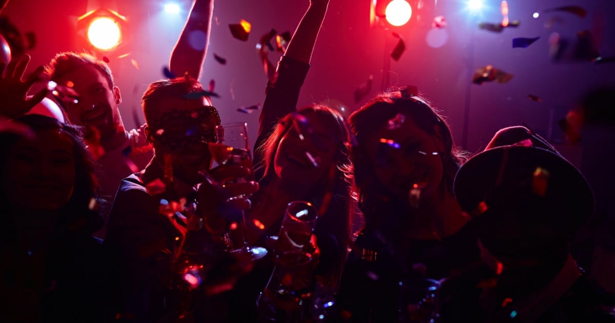 Giro di escort di lusso nei locali della movida di Milano: coinvolti calciatori di Serie A