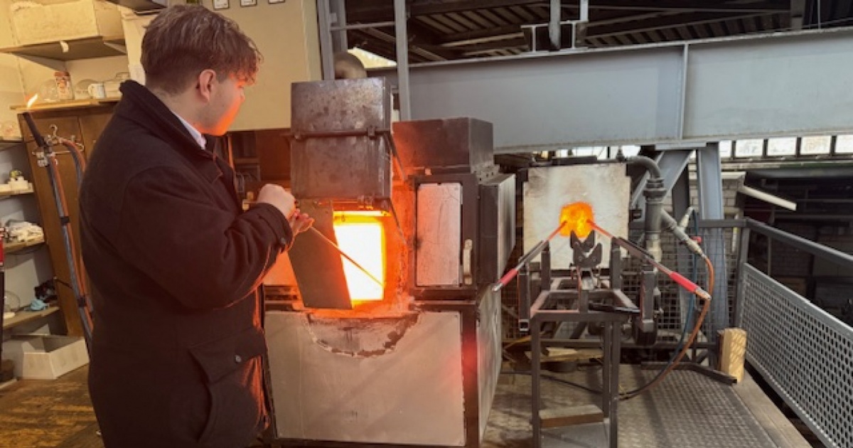 Hergiswil incandescente: la storica Glasi tra fuoco, sabbia e creatività