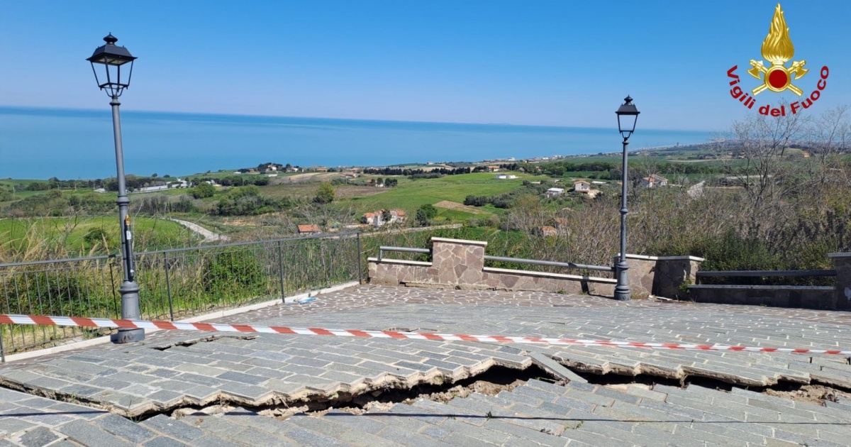 Frana in Molise, riaperta la linea ferroviaria adriatica