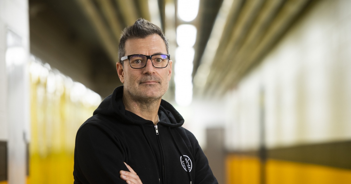 «Di Pietro in aeroporto con una dentiera finta. Ecco quando sono diventato lo Zio...»