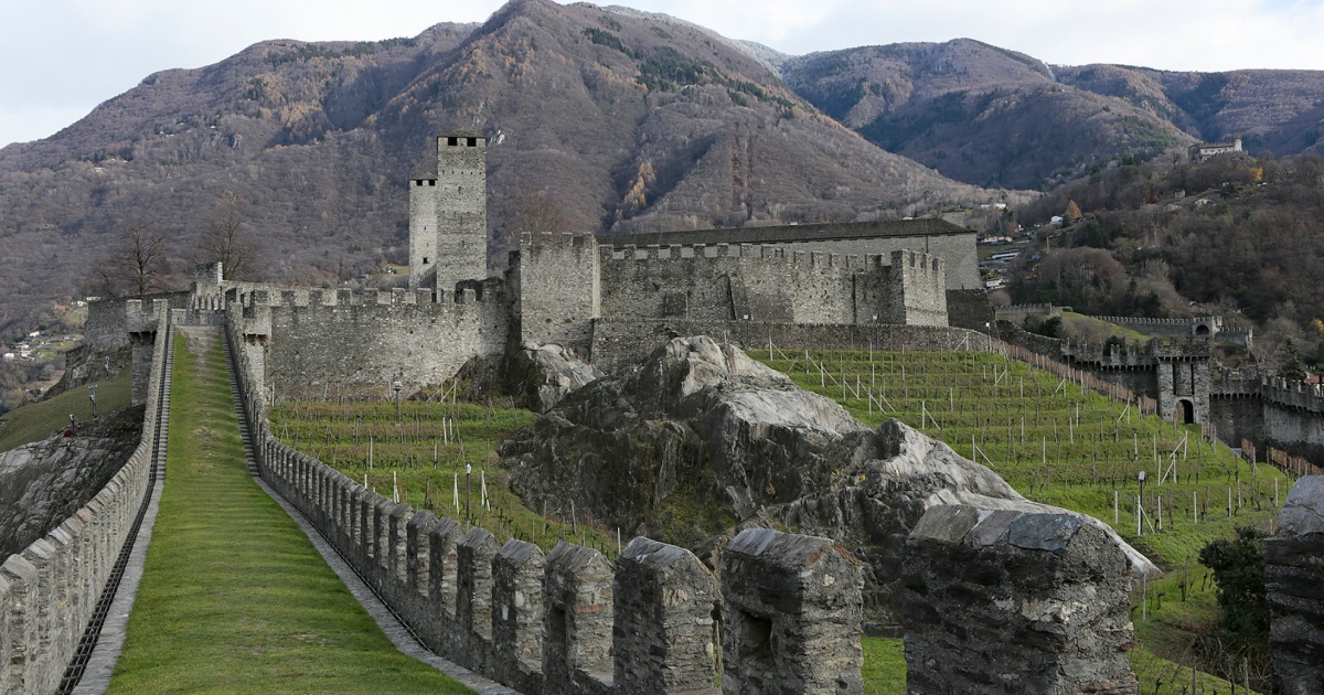 Otto milioni per il progetto di valorizzazione della Fortezza di Bellinzona