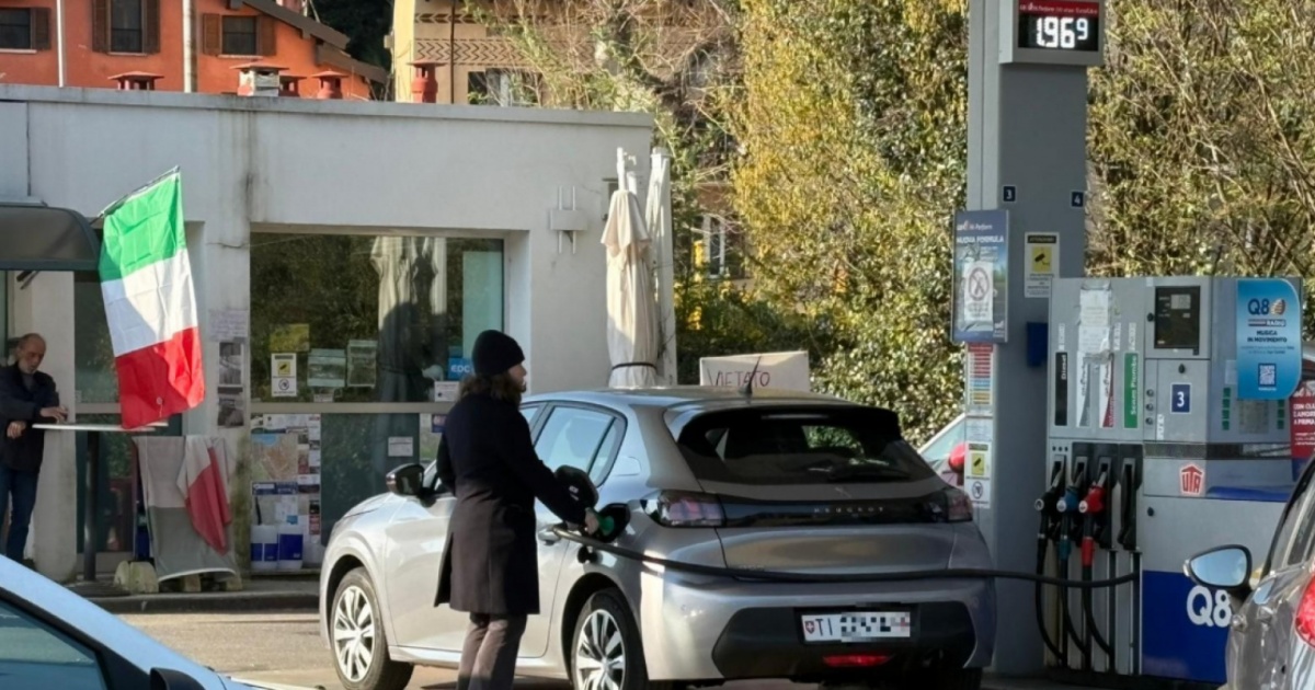 Pieno: svizzeri in Italia e tedeschi in Svizzera