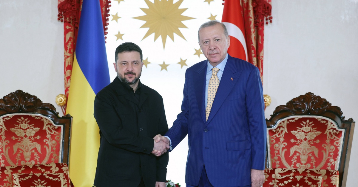 Zelensky da Erdogan per una nuova alleanza