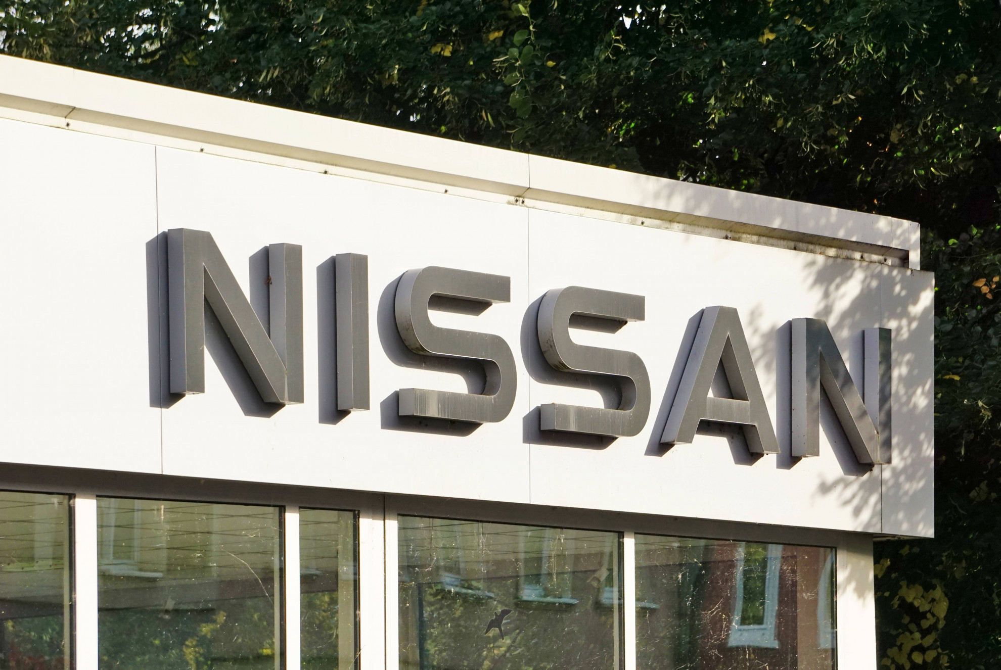 Nissan abbandona l'idea di uno stabilimento per batterie in Gran Bretagna
