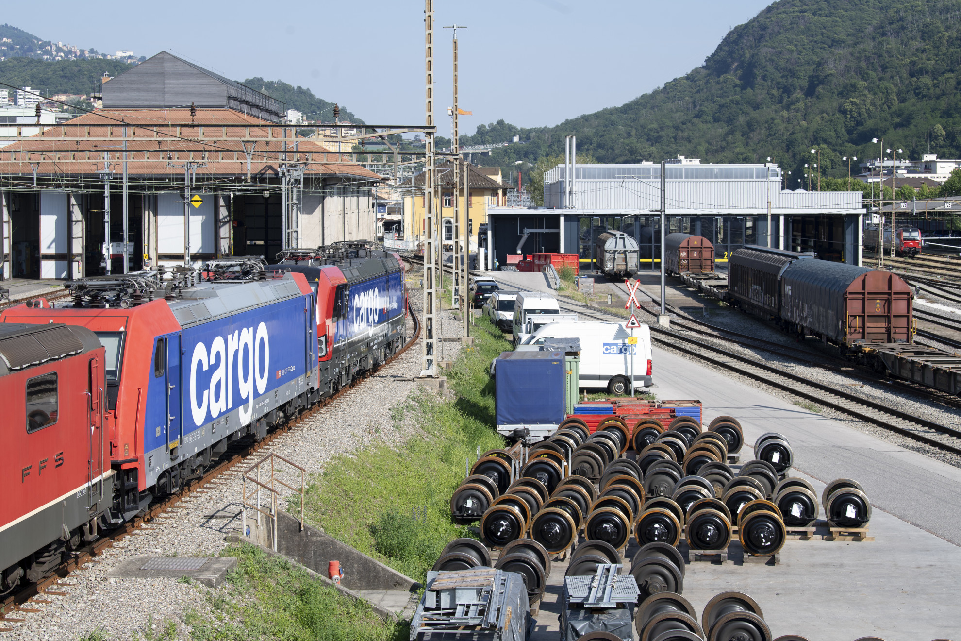 «Dal Mendrisiotto un grido: lavoro su rotaia, non camion su strada!»
