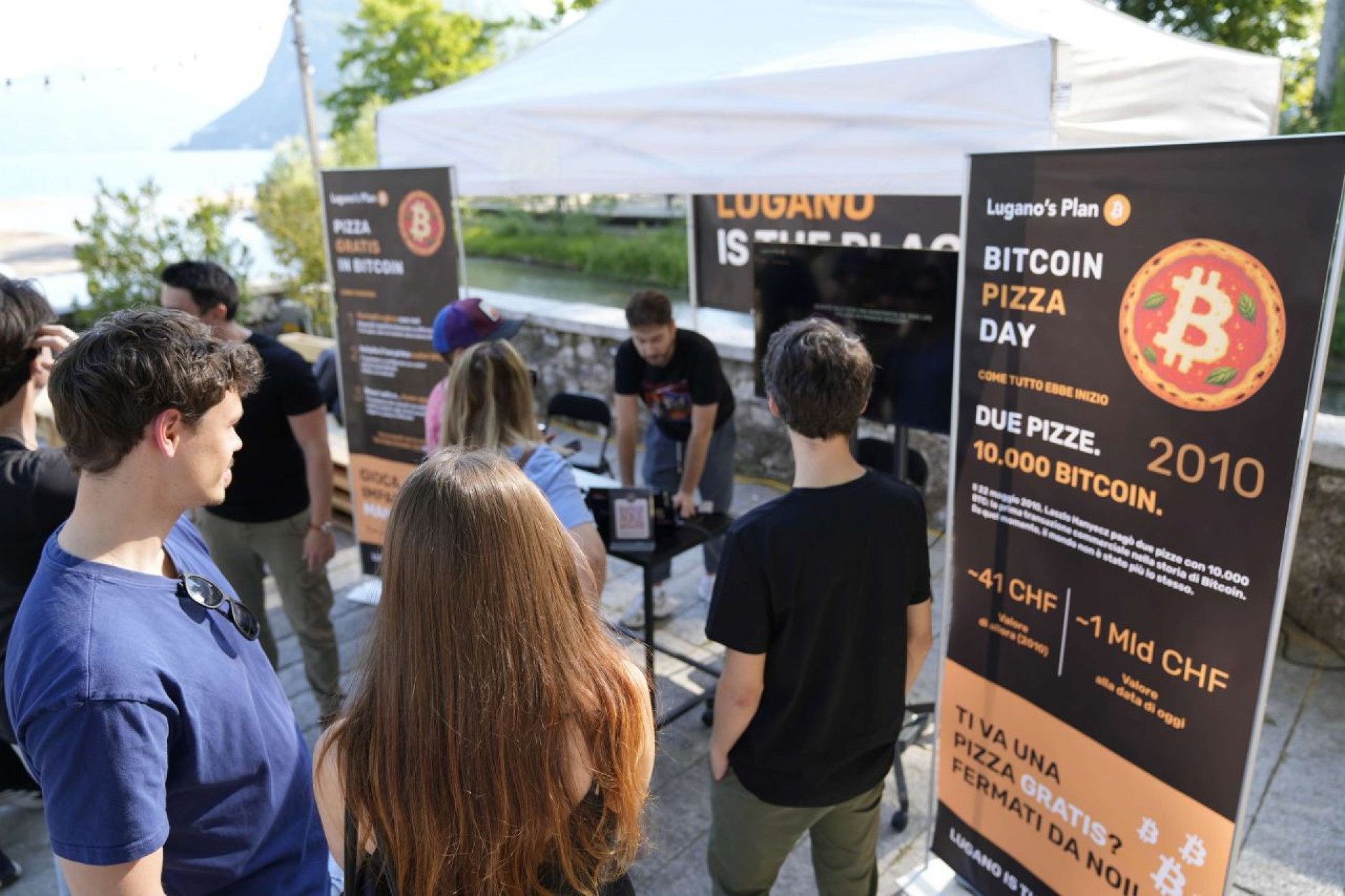 Successo per il Bitcoin Pizza Day a Lugano Marittima