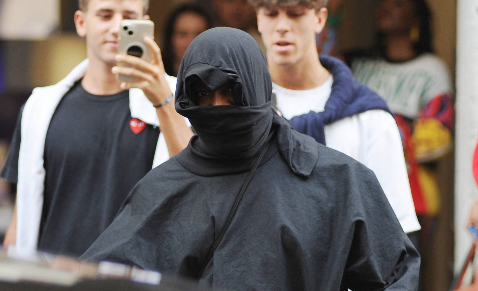 Kanye West alla fine potrà fare il suo concerto nei Paesi Bassi