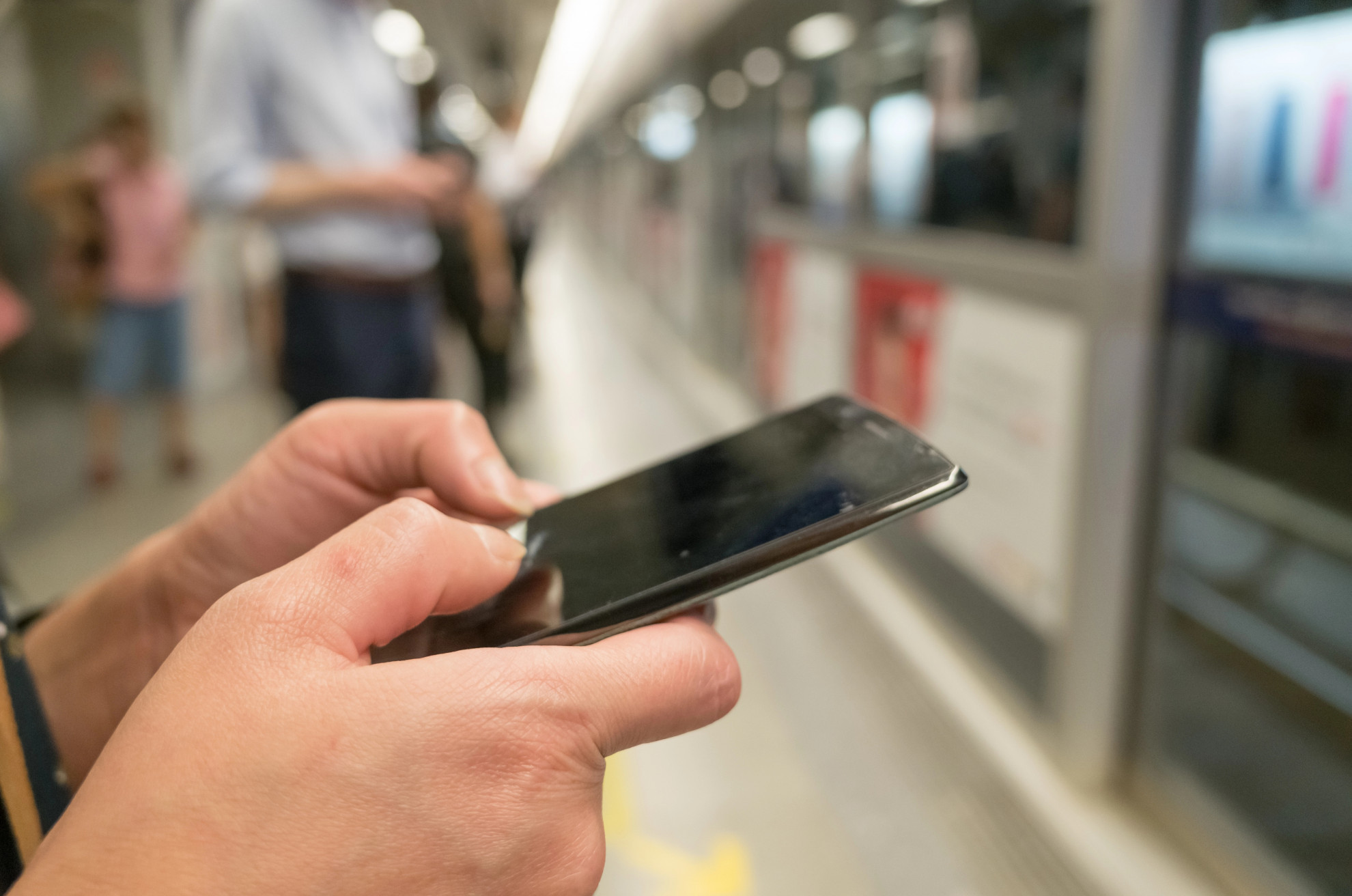 Telefono smarrito sul treno Zugo - Milano