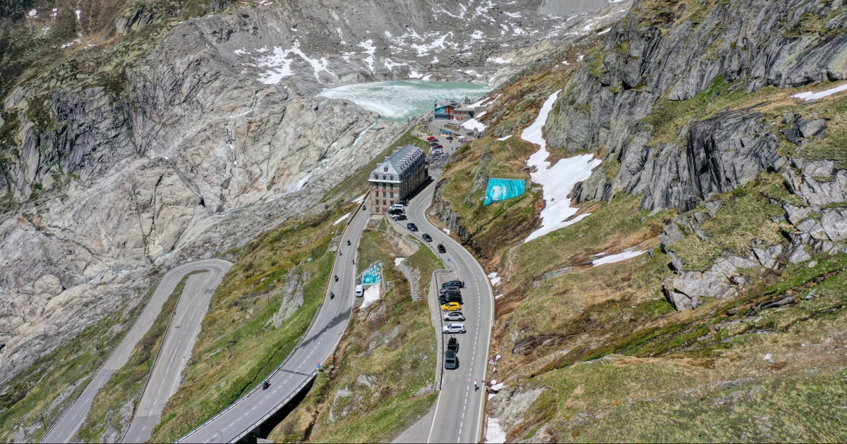 Riapre il passo della Furka, ma solo parzialmente