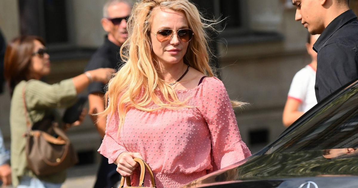 Britney Spears patteggia per guida in stato alterato ed evita carcere