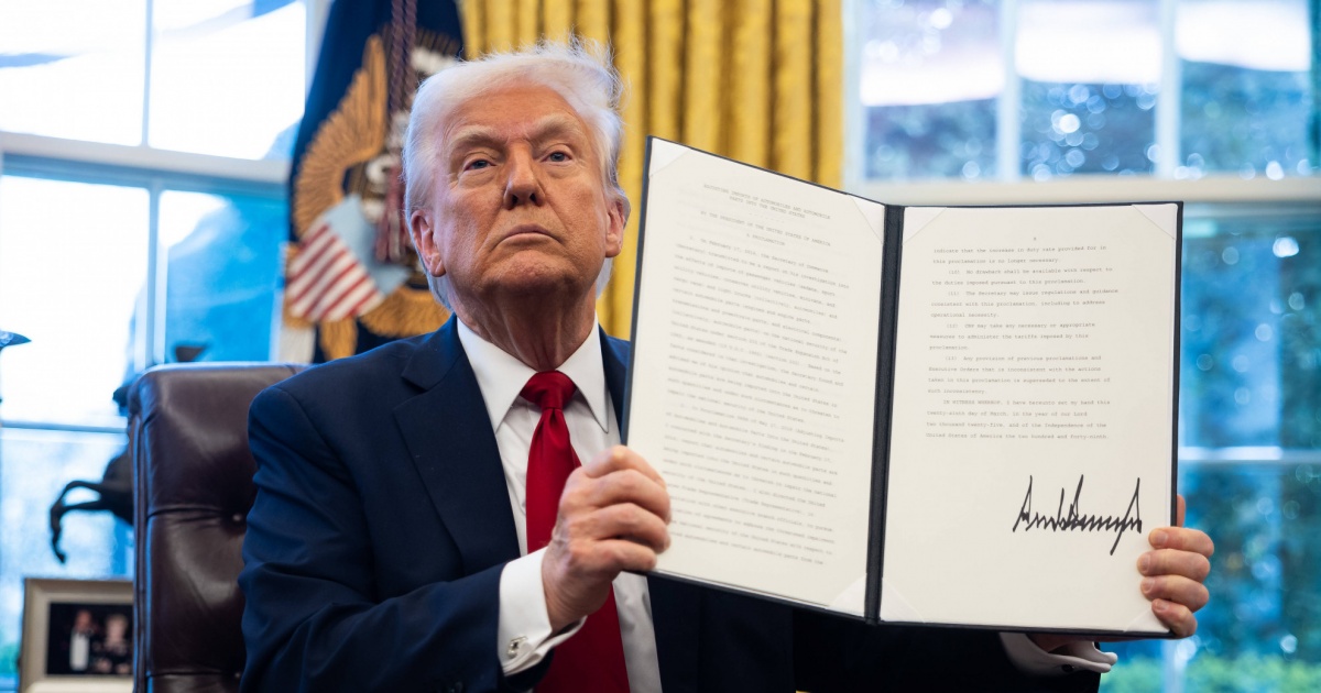 Bocciati anche i dazi globali al 10% di Trump