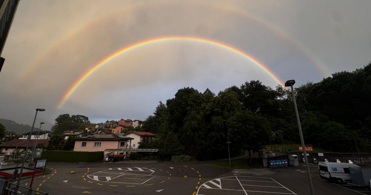 Uno stupendo doppio arcobaleno