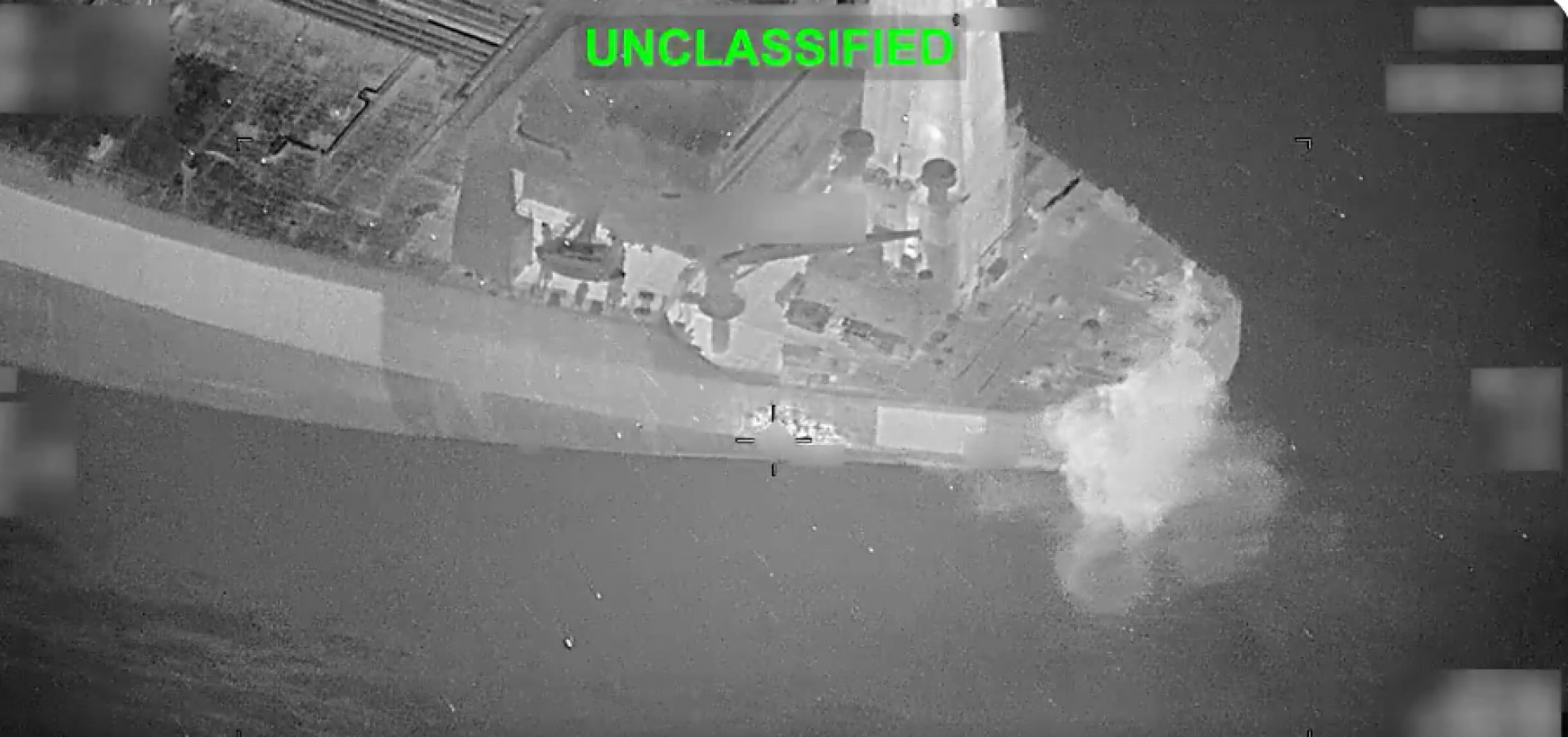 Gli USA lanciano un missile contro una nave: «Volevano aggirare il blocco all'Iran»