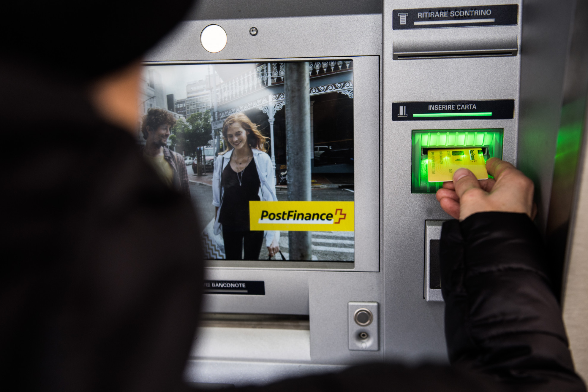Uso del contante in calo e meno bancomat di quelli che ci vo