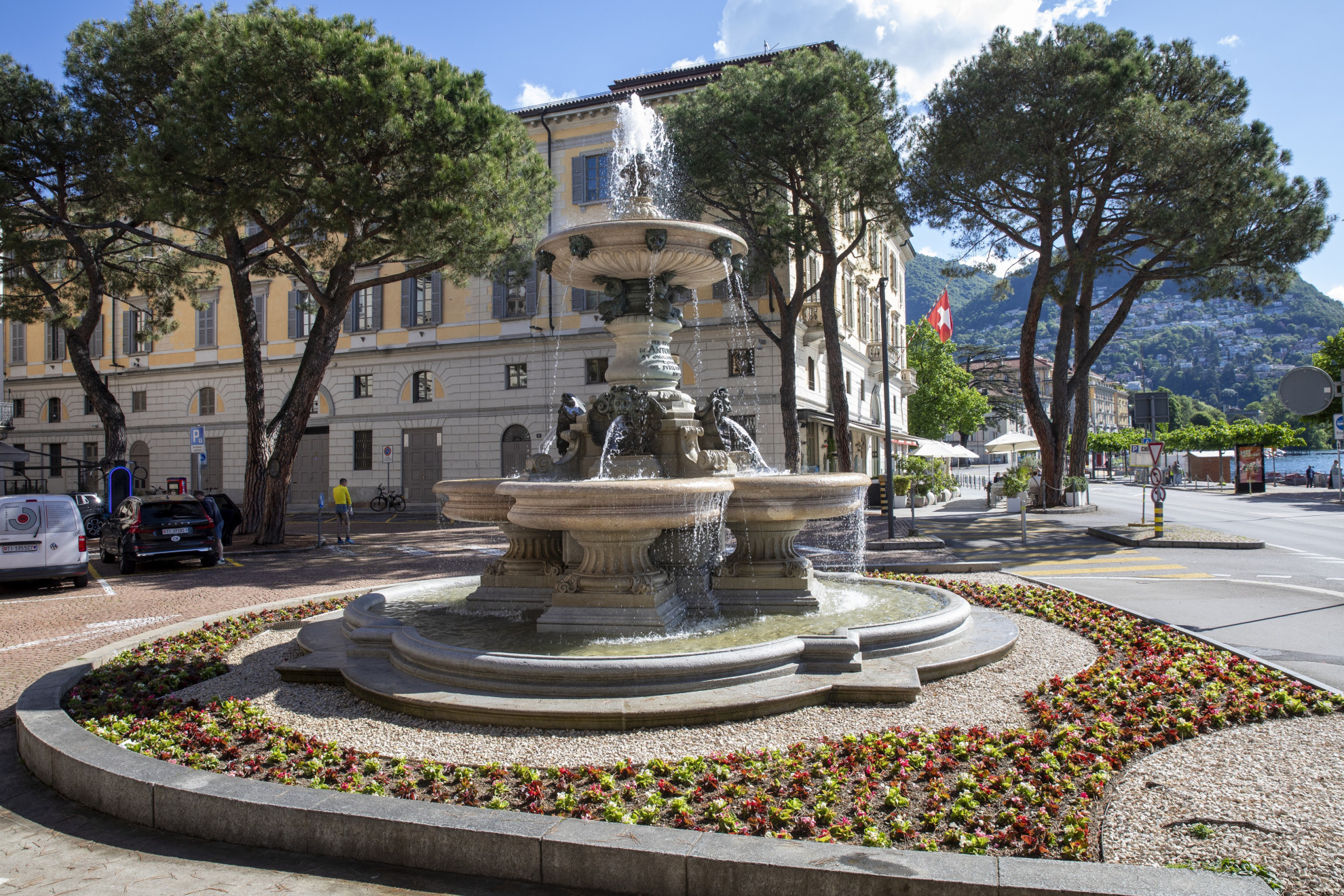 Torna a splendere la Fontana Bossi