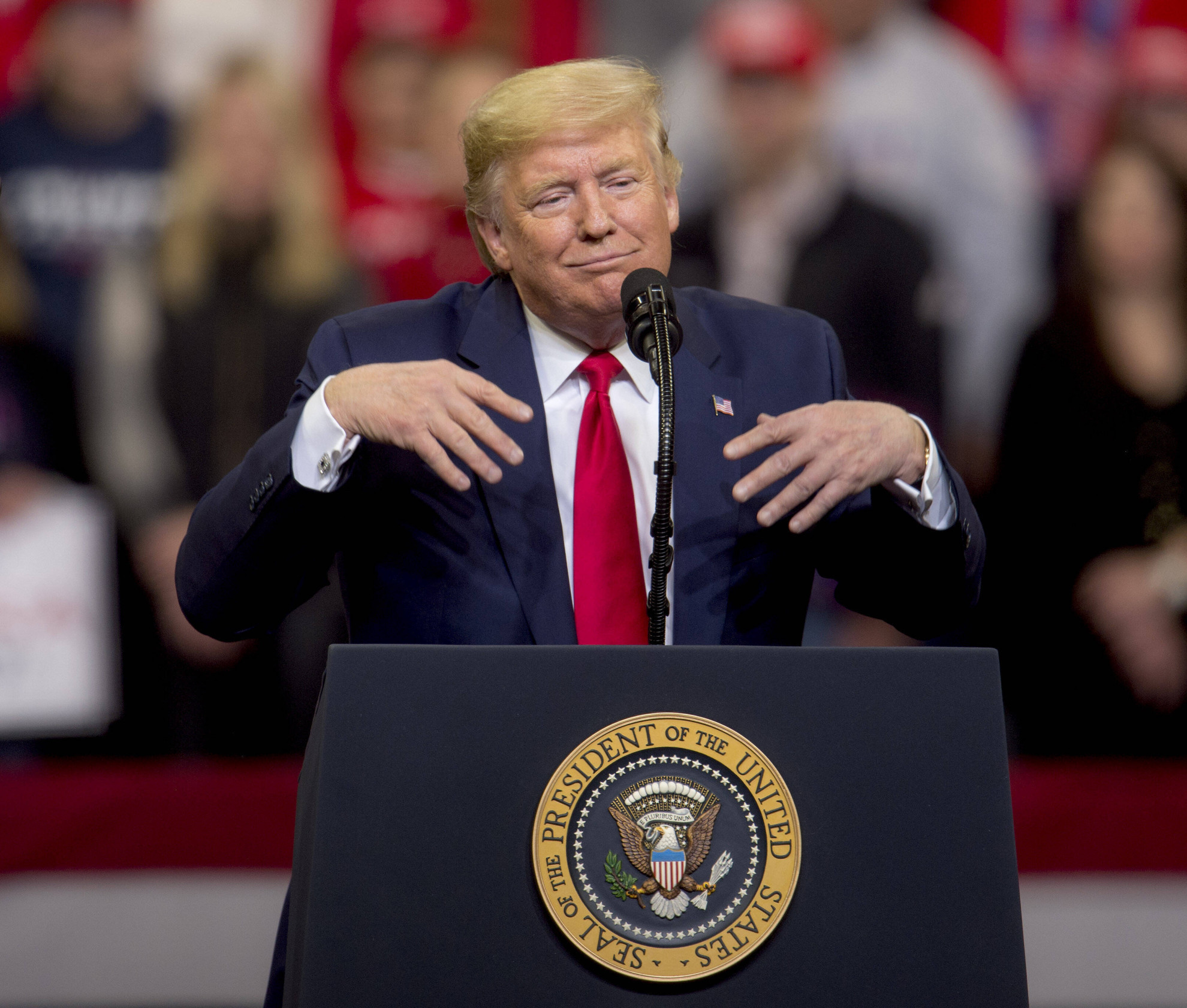 Trump e i 37 accordi «imminenti» con l'Iran