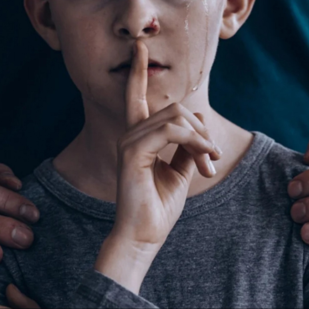 Abusi sui minori, la proposta: assistenza anonima per chi cerca aiuto