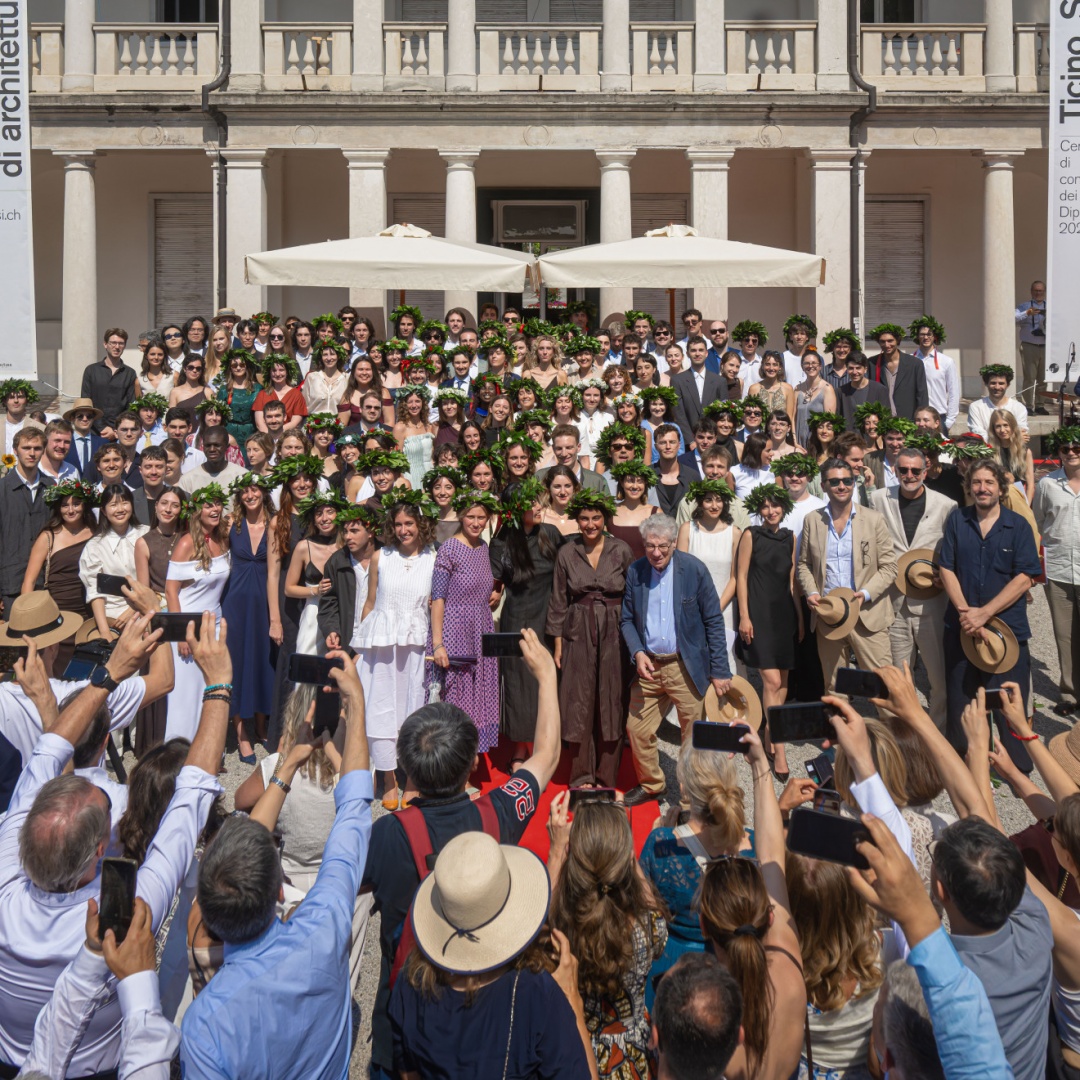 Consegnati 145 diplomi all'Accademia di architettura